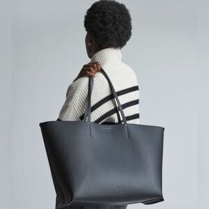 NWT Everlane The Luxe Italian leather tote in black